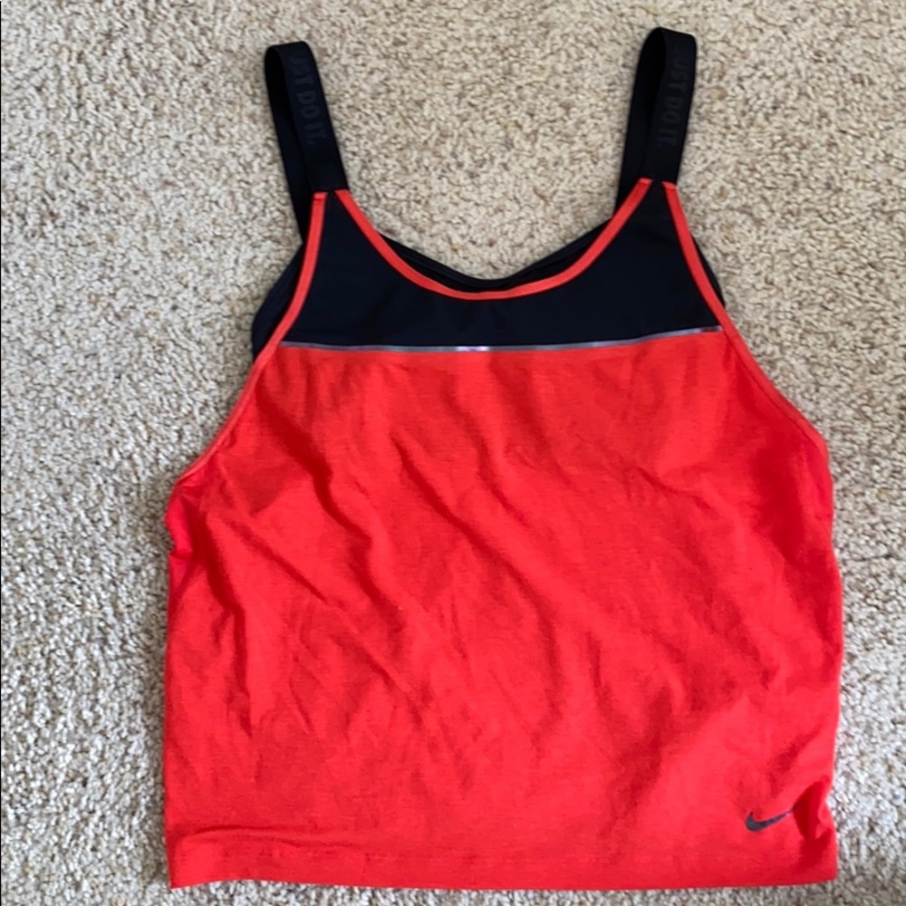 Nike tank
